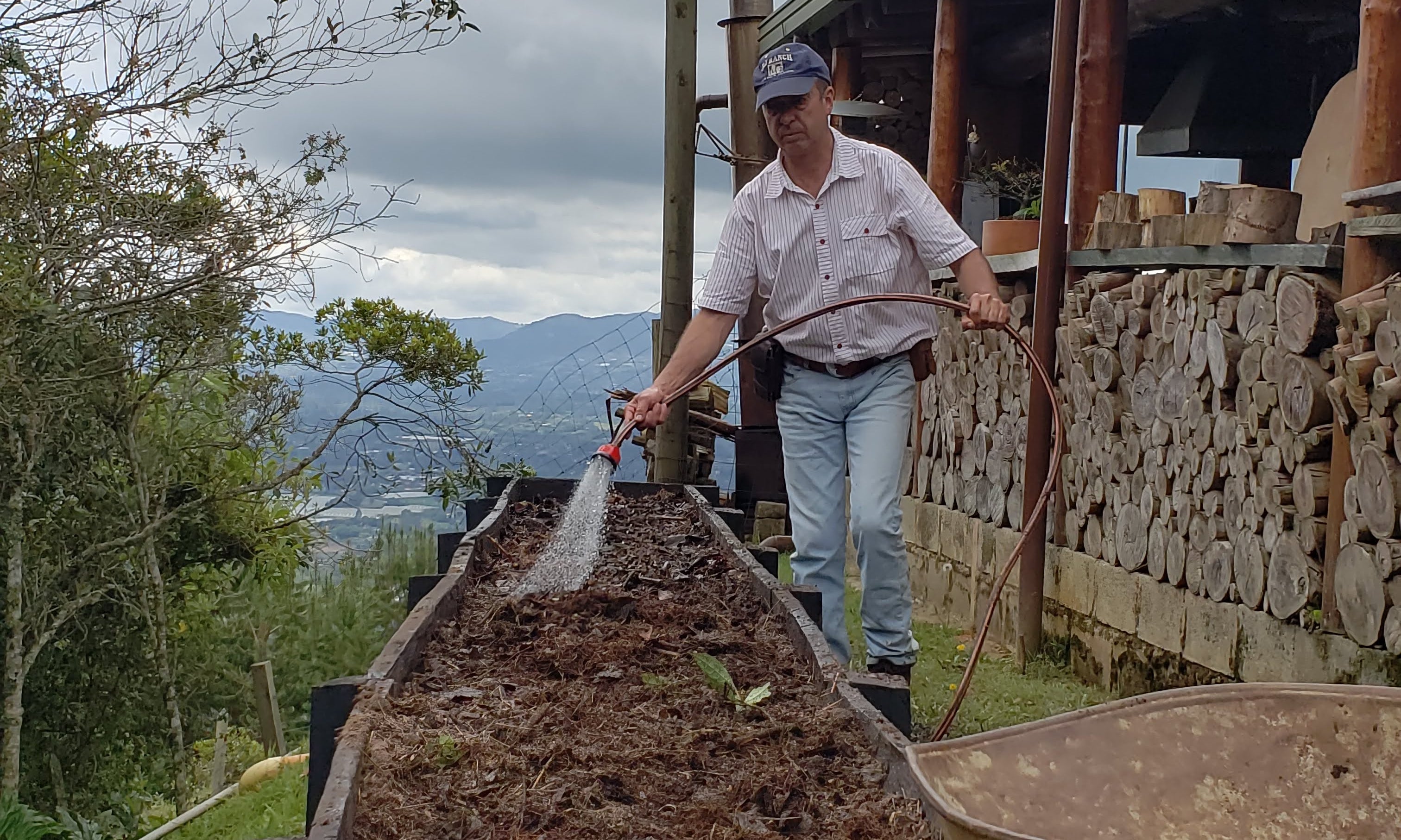 Cómo sembrar una huerta con el sistema alemán Hugelkultur